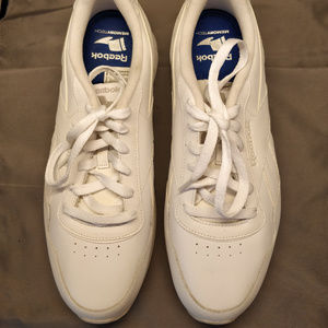 NWOB. Reebok Memory Tech Classic Leather 12 (4E)